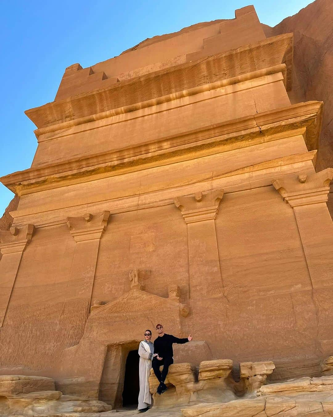 クリスティアーノ・ロナウドのインスタグラム：「AlUla, where ancient history meets a modern ❤️ story.」