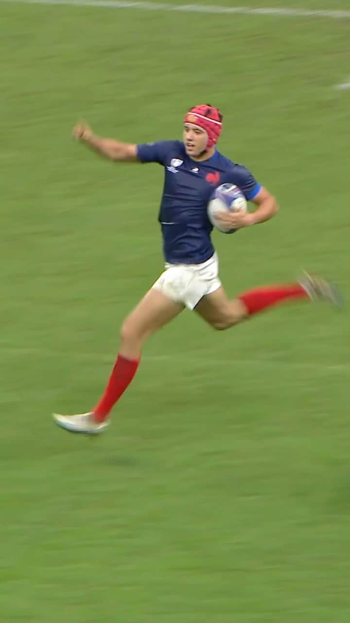 ラグビーリーグ・ワールドカップのインスタグラム：「Distance defied by LBB 🇫🇷  #RWC2023」