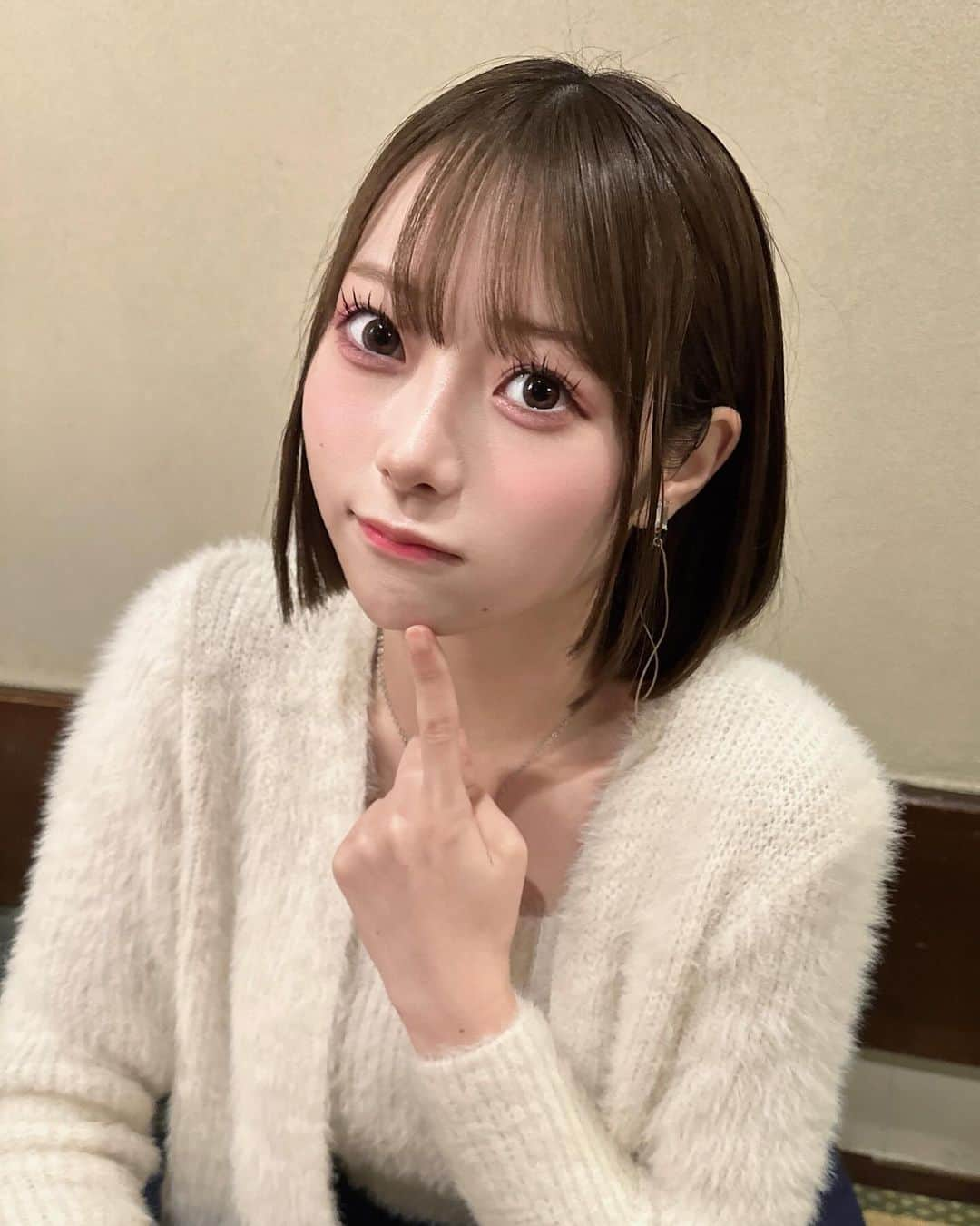 橋本桃呼のインスタグラム：「あざとい女の子すきーーー？？？🥺🎀  今日の0:45〜テレビ朝日『あざとくて何が悪いの？』 のあざと連ドラに少しだけ出演させていただいてます(՞ ᴗ ̫ ᴗ՞)ぜひぜひみてねえ🥹🤝  #あざとくて何が悪いの #高嶺のなでしこ #たかねこ #instagramjapan  #instagood #instapic #instagood #japanesegirl #japaneseidol #kawaiigirl #followme #일상 #셀카 #셀스타그램」