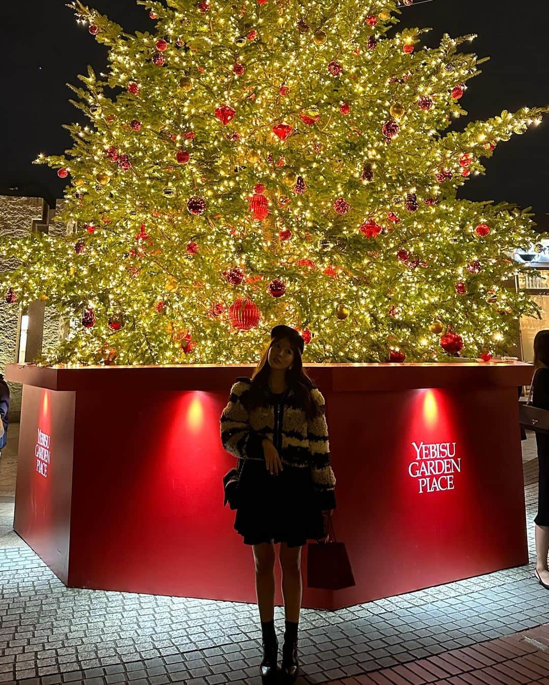 三上悠亜さんのインスタグラム写真 - (三上悠亜Instagram)「楽しい夜でした🍽️🌙  #dinner #christmas  #christmastree」12月14日 23時34分 - yua_mikami