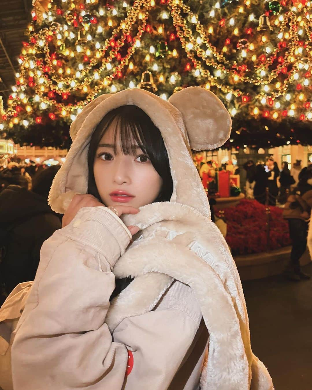 月野もものインスタグラム：「今年もクリスマスシーズン🎄のディズニー行けてよかった💕この時期が1番好き🫶  #ディズニーランド」