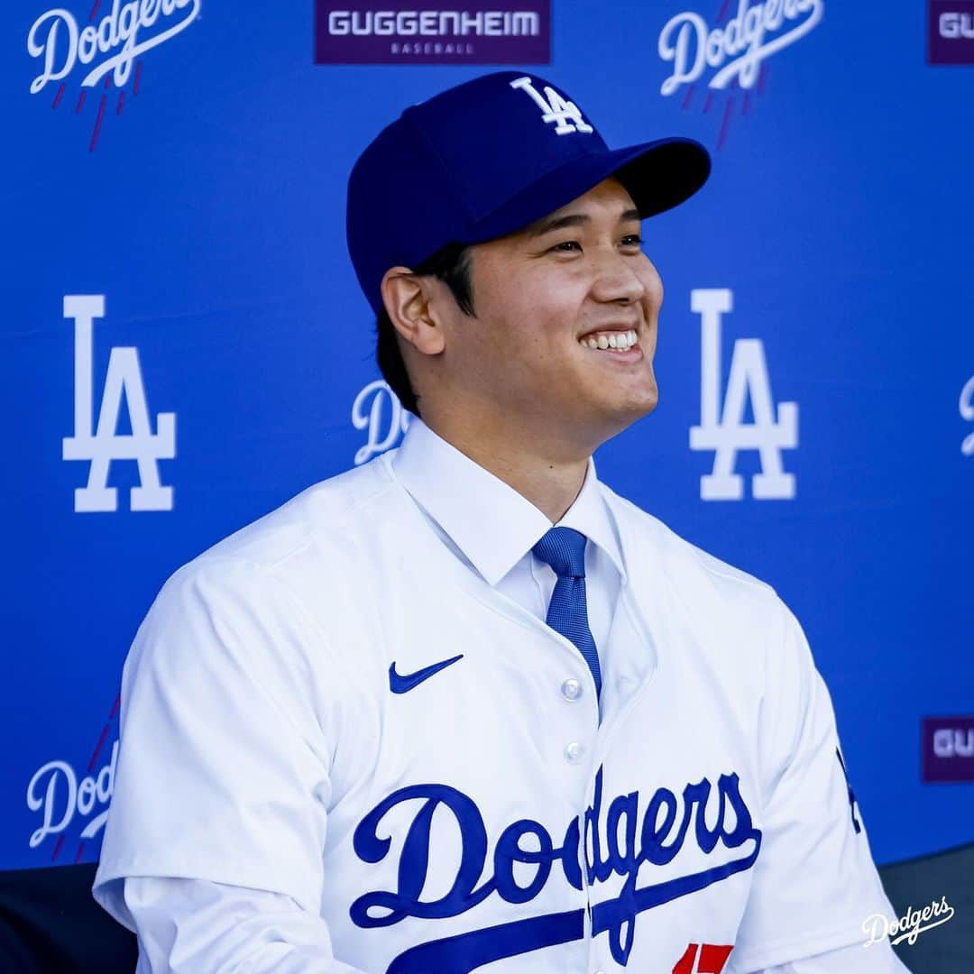 Los Angeles Dodgersのインスタグラム：「Dodger blue looks good on you, Shohei.」