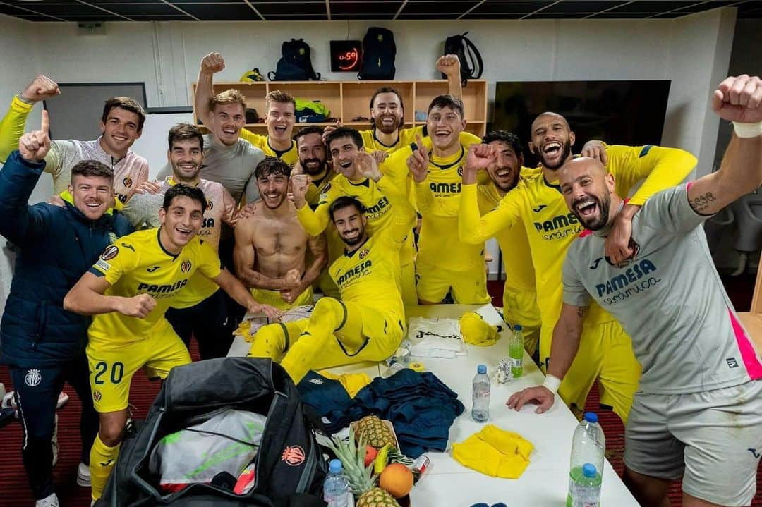 ホセ・マヌエル・レイナさんのインスタグラム写真 - (ホセ・マヌエル・レイナInstagram)「¡¡Primeros de grupo y a octavos de final de la @europaleague!! ¡¡Vamos!! 💪🏼🟡🇪🇺 #Endavant #UEL」12月15日 5時37分 - preinaofficial