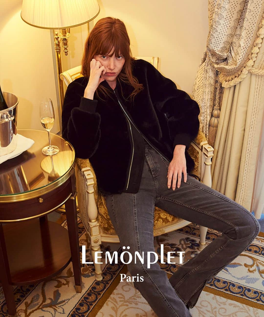 Official lemönplet Instagramさんのインスタグラム写真 - (Official lemönplet InstagramInstagram)「AUTUMN BASICS Crisp autumn mood is in the air and it’s time to bring forth the thick outers. Lemönplet offers endless autumn and winter choices that suit your needs. We present wide range of jackets and coats covering all styles from classic to trendy. With neutral tones and delicate details, our pieces are easy to mix and match. Lemönplet’s outers come in many unique textures of faux fur fabrics that keep you warm and cozy. Explore many fun possibilities of chic ways to avoid the cold with Lemönplet’s autumn and winter collection!   #LemonpletParis #Lemonplet #Paris #lemonplet_women #lemonplet_parisiennecollection」12月15日 7時00分 - lemonplet.official