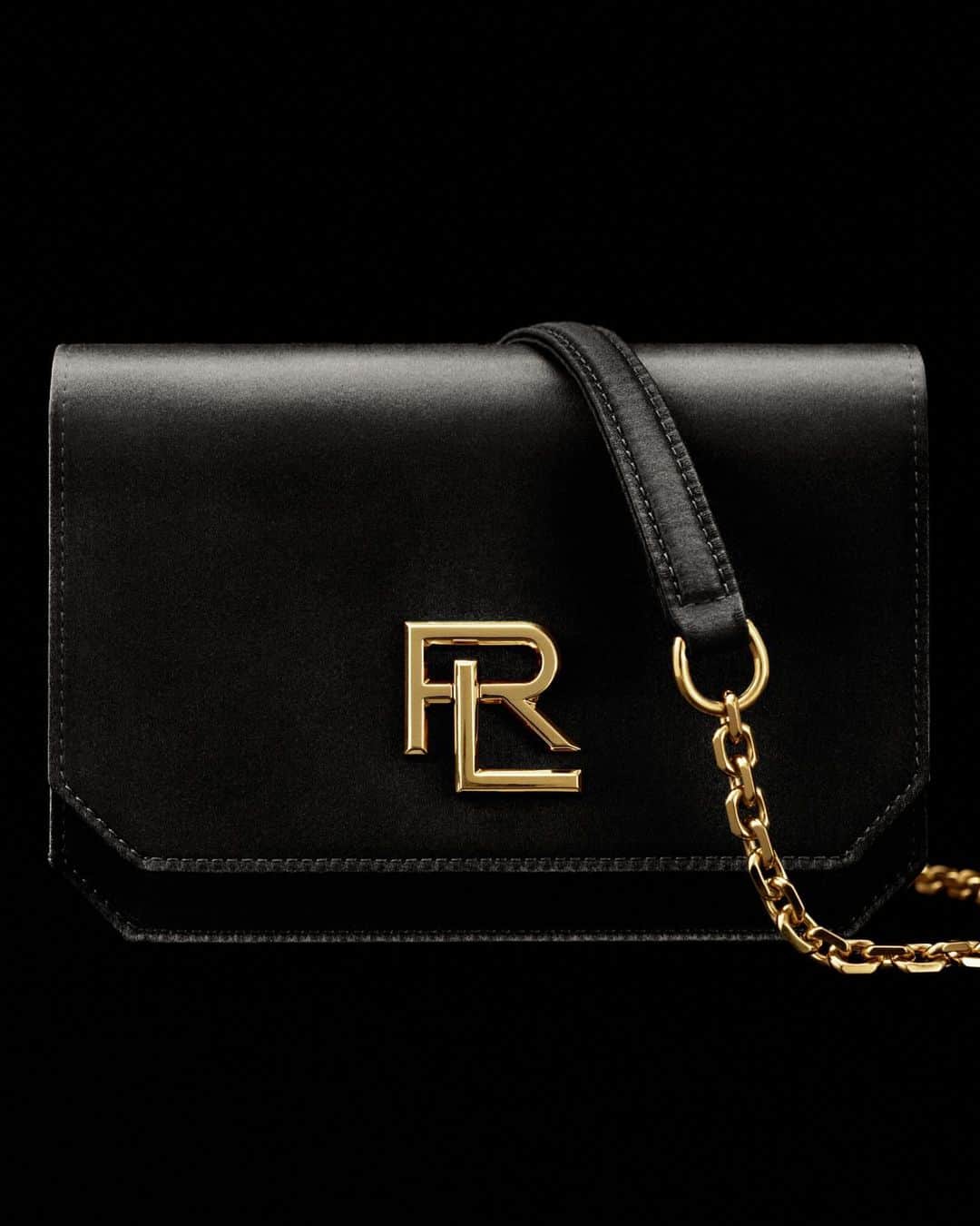Ralph Laurenさんのインスタグラム写真 - (Ralph LaurenInstagram)「Objects of Desire.  #RalphLauren’s #RL888 mini chain bag joins this season’s gifts of impeccable quality and taste.  Discover the RL 888 Satin Mini Crossbody Chain and more from #RLHoliday via the link in bio.  #RLCollection」12月15日 8時01分 - ralphlauren