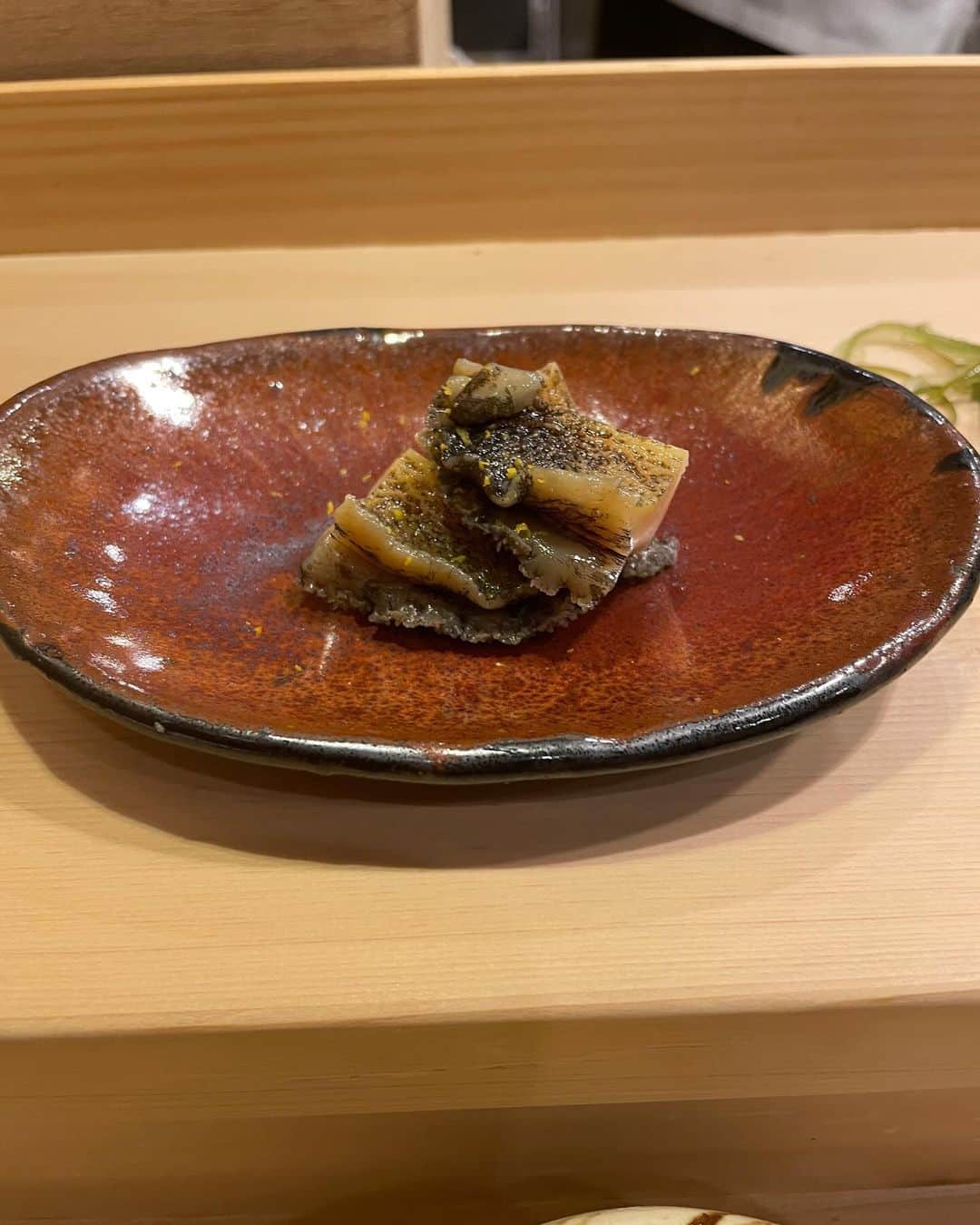 古久保健二さんのインスタグラム写真 - (古久保健二Instagram)「北新地、鮨瀧本さん❗️ 一年振りです😊 いつも美味しいお寿司を、ありがとうございました。好好吃😙#北新地＃鮨」12月15日 8時25分 - kenjifurukubo