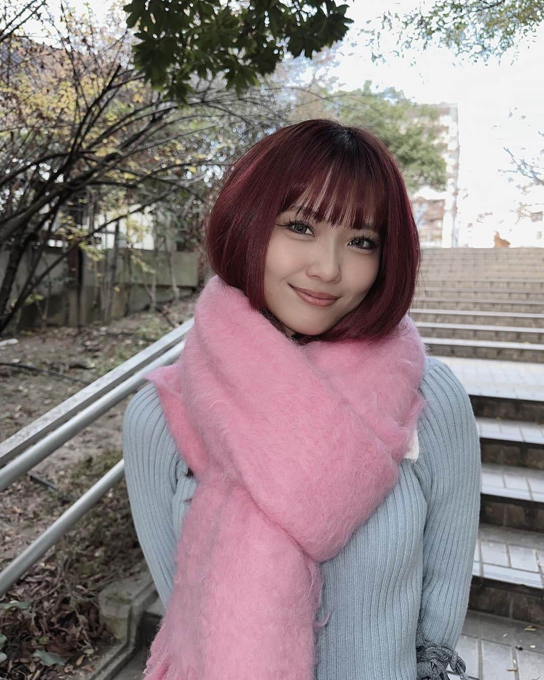 あみかのインスタグラム：「こんな丸めのボブは似合わんなww」