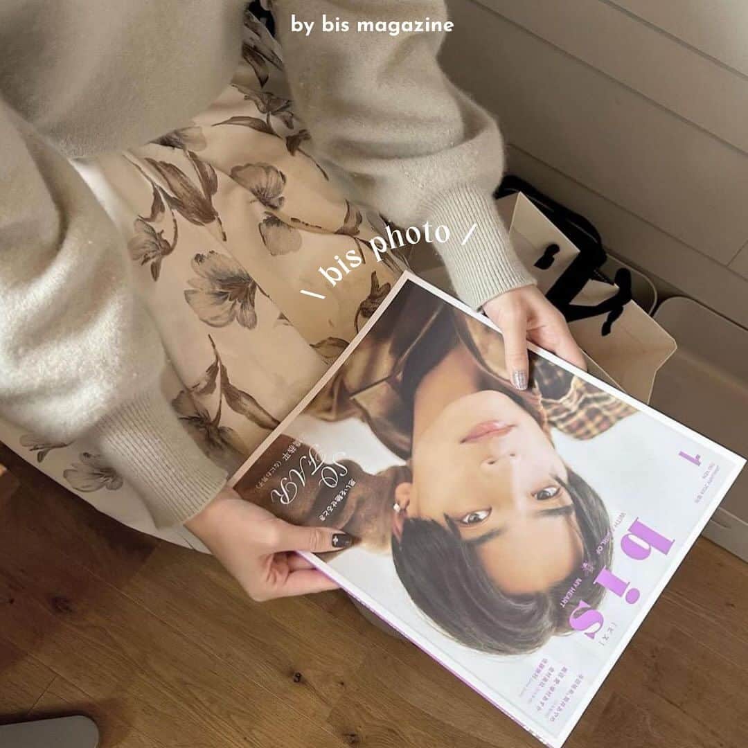 bis_web bis [ビス] のインスタグラム：「⋱ みんなのbisフォト🩷 ⋰  発売中の《#𝗯𝗶𝘀𝟭月号》をかわいく撮ってくれた みんなのフォトをシェアします🫶🏻 ゲットしてくれたら #bis置き画 と @bis_web を タグづけして写真を投稿してみてね📸🏷️🎀  ⋰  𝐓𝐡𝐚𝐧𝐤 𝐲𝐨𝐮! @_kysho0  @meme_kyohe  @____rsk.r  @kyo.5st_.love  @mil__9o  @maru___kyo228   ⋱   #bis_web」