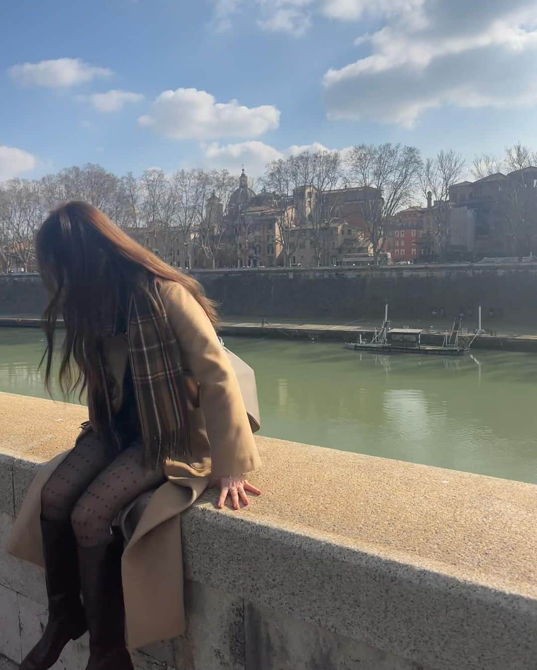 コ・アラのインスタグラム：「2023.2. Italy 🏰」