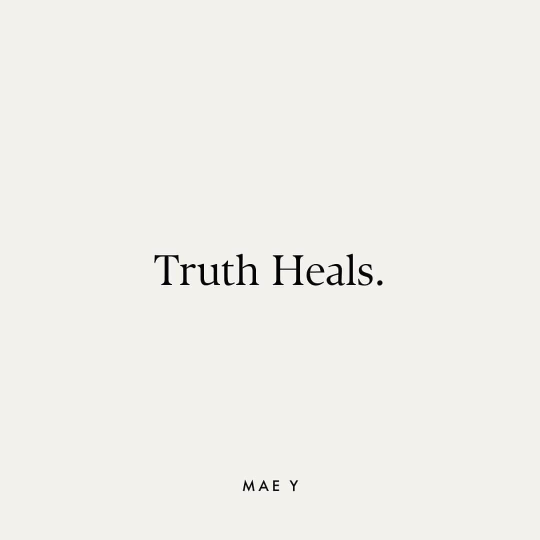吉川めいさんのインスタグラム写真 - (吉川めいInstagram)「They say “Truth hurts” … but I think it’s even more true that “Truth Heals.” ・ 真実は、グサッと刺さることもあるけれど。 真実にしかない、ヒーリングの力があると思うのです。  #今日の言葉　#真実　#ど正直　#ど素直　#どストレート　#まっすぐ #心の健康 #心のケア #心の声 #thoughtoftheday #phraseoftheday #truth #truthbetold #truthquotes」12月15日 21時32分 - maeyoshikawa