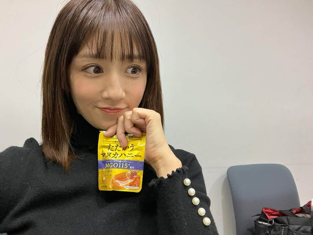 小倉優子のインスタグラム：「昨日は、今年最後の歌う収録でした🌟  しかもダンスもありました笑  合間に練習して、ドキドキな収録が終わりホッとしています✨✨  歌もダンスも苦手ですが、 楽しみながら頑張れました☺️💓」