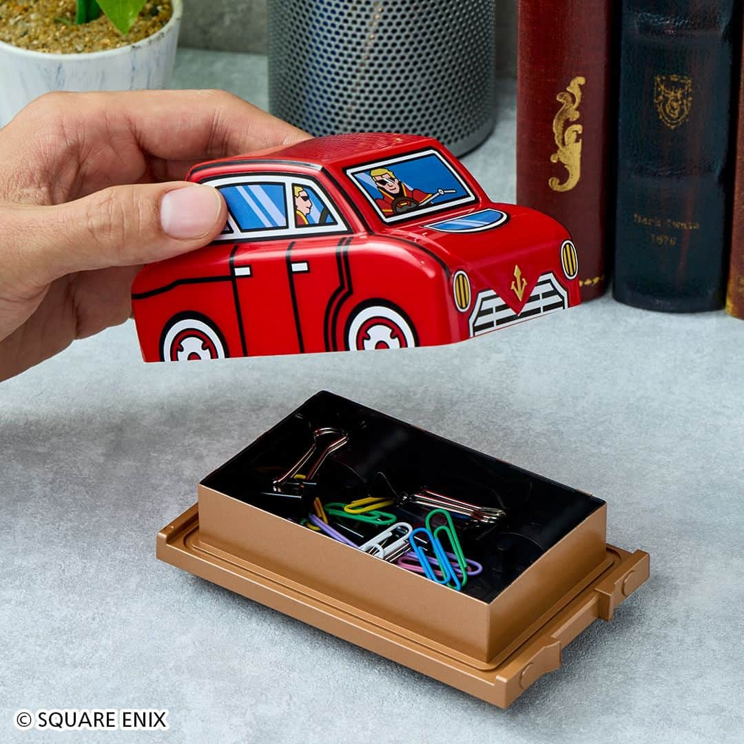 FINAL FANTASY XIVさんのインスタグラム写真 - (FINAL FANTASY XIVInstagram)「Put Nero in charge of your desk accessories with this stylish Clockwork Novus D debuting as a new TAITO prize item!  クロックワーク・ノウスDの卓上ケースがタイトープライズから登場！ 小物入れとしても、おもちゃとしても使えます🚗✨  #FF14 #FFXIV #FF14_taitoprize」12月15日 13時52分 - ffxiv