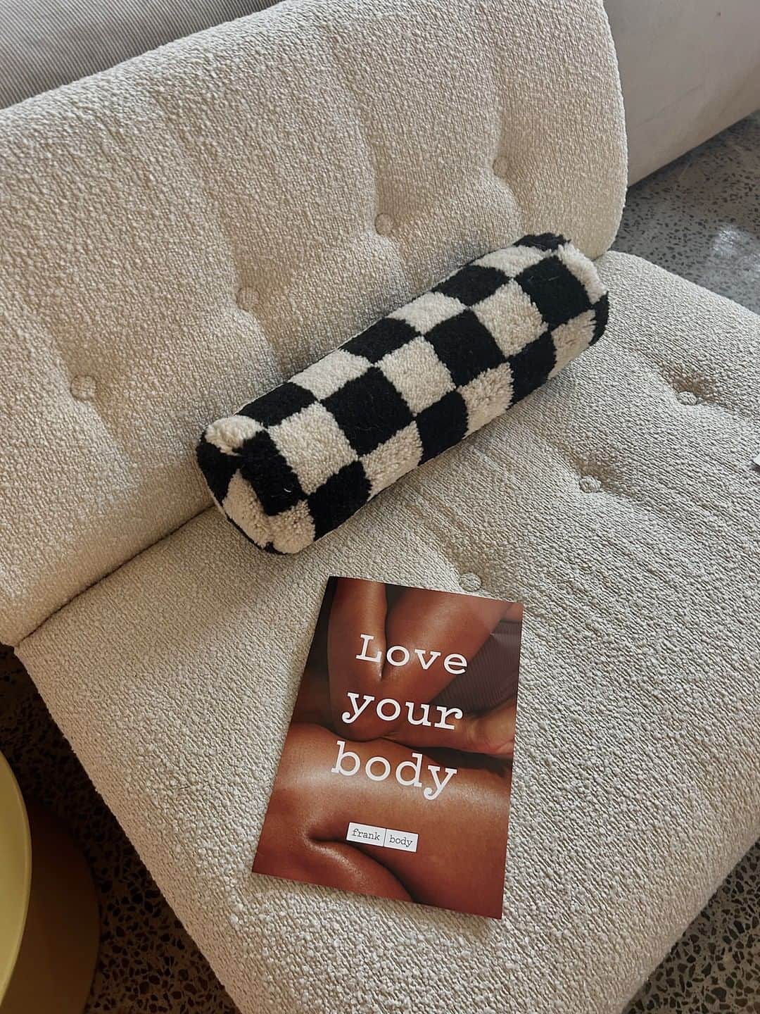 frank bodyのインスタグラム：「Bedside, couchside, lying on your side — reading looks good on you. Get my latest hard copy in your hands and tell me how accurate your frank horoscope is. AU babes shoot me a DM and I'll ship you one, limited quantity.」