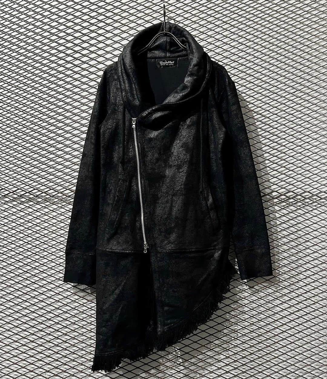 dudeのインスタグラム：「【 NEW ARRIVAL 】 ・ TORNADO MART - Wrap Design Cardigan ・ ・ ・ こちらの商品はdudeアカウントプロフィールのURL「dude online」より通販可能な商品となっております ・ @dude_harajuku @dude_harajuku_daily」