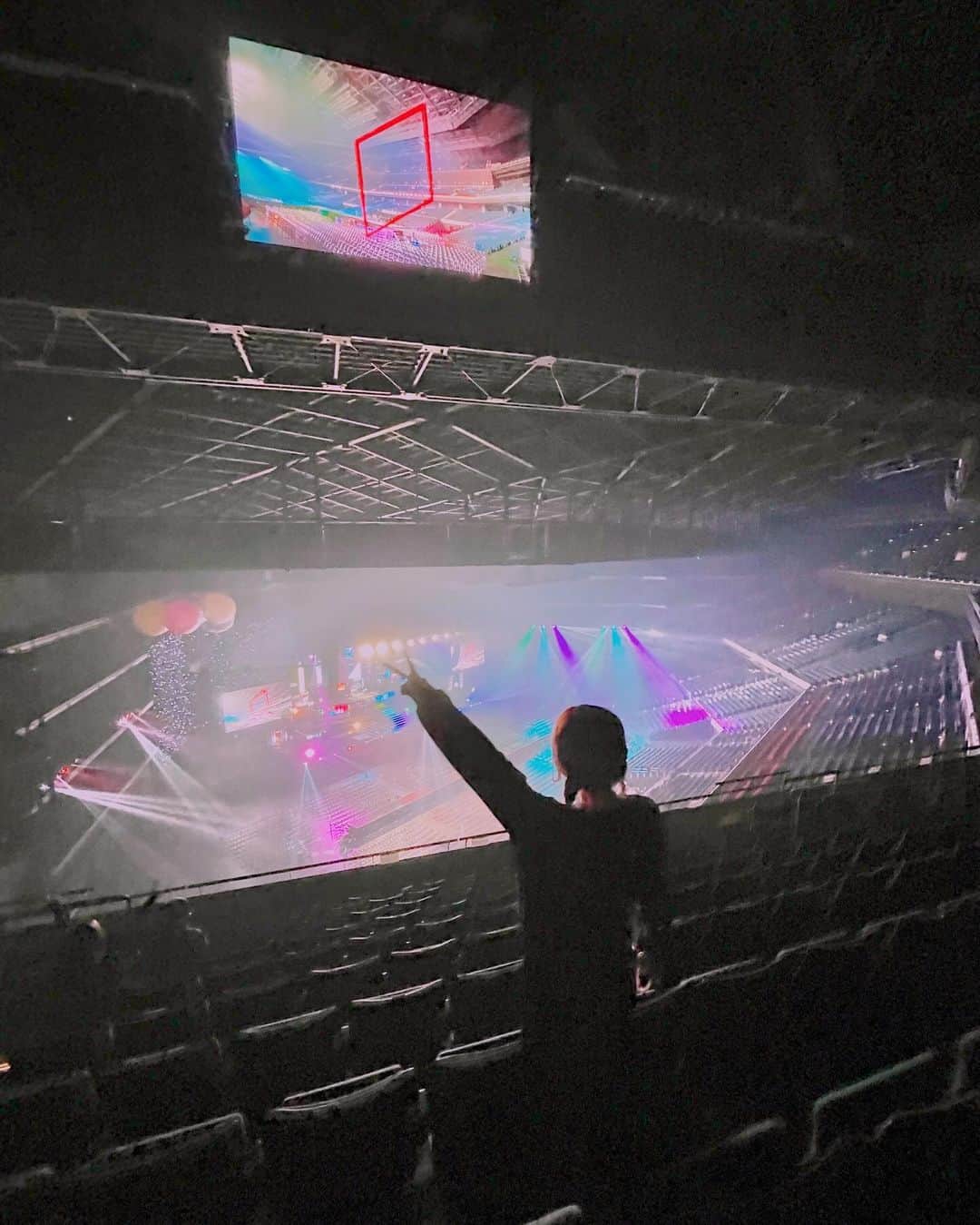 東村芽依さんのインスタグラム写真 - (東村芽依Instagram)「. #HappyTrainTour2023 完走しました🚃✨️ 色んな所に行って思い出がたくさんです！ 会場まで来てくださった皆さん、配信で見て下さった皆さん、 本当にありがとうございました🌈 #日向坂46#東村芽依#meigram」12月15日 15時54分 - mei.higashimura
