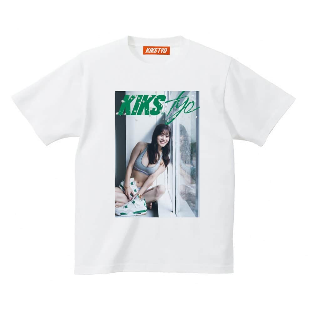 KIKSTYOさんのインスタグラム写真 - (KIKSTYOInstagram)「. KIKS GIRLS TEEに新作が登場!!!  今回のモデルには、高橋凛さんを起用。  8月9日生まれ、新潟県出身。T160cm /B92/W58/H90。 趣味は筋トレ、絵を描くこと。 2014年に原宿でスカウトされグラビアアイドルになる。 翌年には日テレジェニック2015に選出され、2021年には令和の三十路グラドル総選挙1位を獲得する。  『THE MATCH2022』では天心VS武尊戦でラウンドガールを務めた。  現在、SNS総合フォロワー100万人超え 最近発売の写真集「抱いて」が好評発売中。 グラビア、バラエティ・ドラマと最近では競馬番組や多方面で活動中。  抽選で5名様にサイン入りチェキをプレゼント致します。先着順ではありませんので、ご了承下さい。 注）こちらの商品は予約商品となっております。 注）予約商品のため、注文後のキャンセルはお断りさせて頂きます。  注）画像はサンプルです。インクジェットプリントの為、実際とは若干異なる場合がございます。 受注期間 2023年12月15日(金)～2023年12月24日(日)までとなります。 発送は2024年1月下旬予定となります。 予約商品のため、到着日のご指定は頂けません。 . New KIKS TYO x RIN TAKAHASHI tees are available for pre-order at kikstyo.com (Japan) and kikstyoshop.com (International).  Pre-order ends Sunday, December 24th, 2023 or while supplies last.  Buy these pre-order tees for a chance to win 1 of 4 autographed "Cheki" photos from RIN TAKAHASHI. Get 1 entry per purchase. Winners will get an exclusive autographed photo with order.  .  #kikstyo #kiksgirls  #高橋凛 #rintakanashi #airjordan4 #aj4 #sb #airjordan4pinegreen #sneakerheads」12月15日 16時55分 - kikstyo