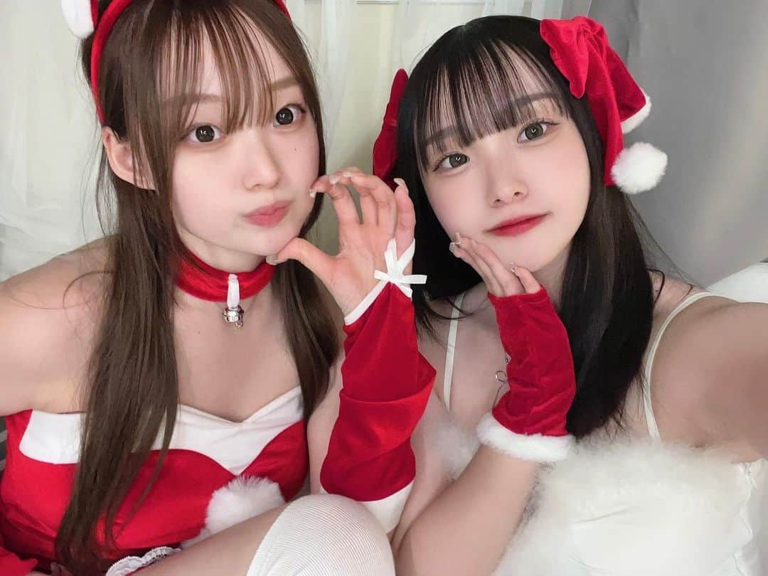 じゅんなさんのインスタグラム写真 - (じゅんなInstagram)「じゅんゆなサンタクロース🎅❤️🤍」12月15日 17時47分 - junnadayoo