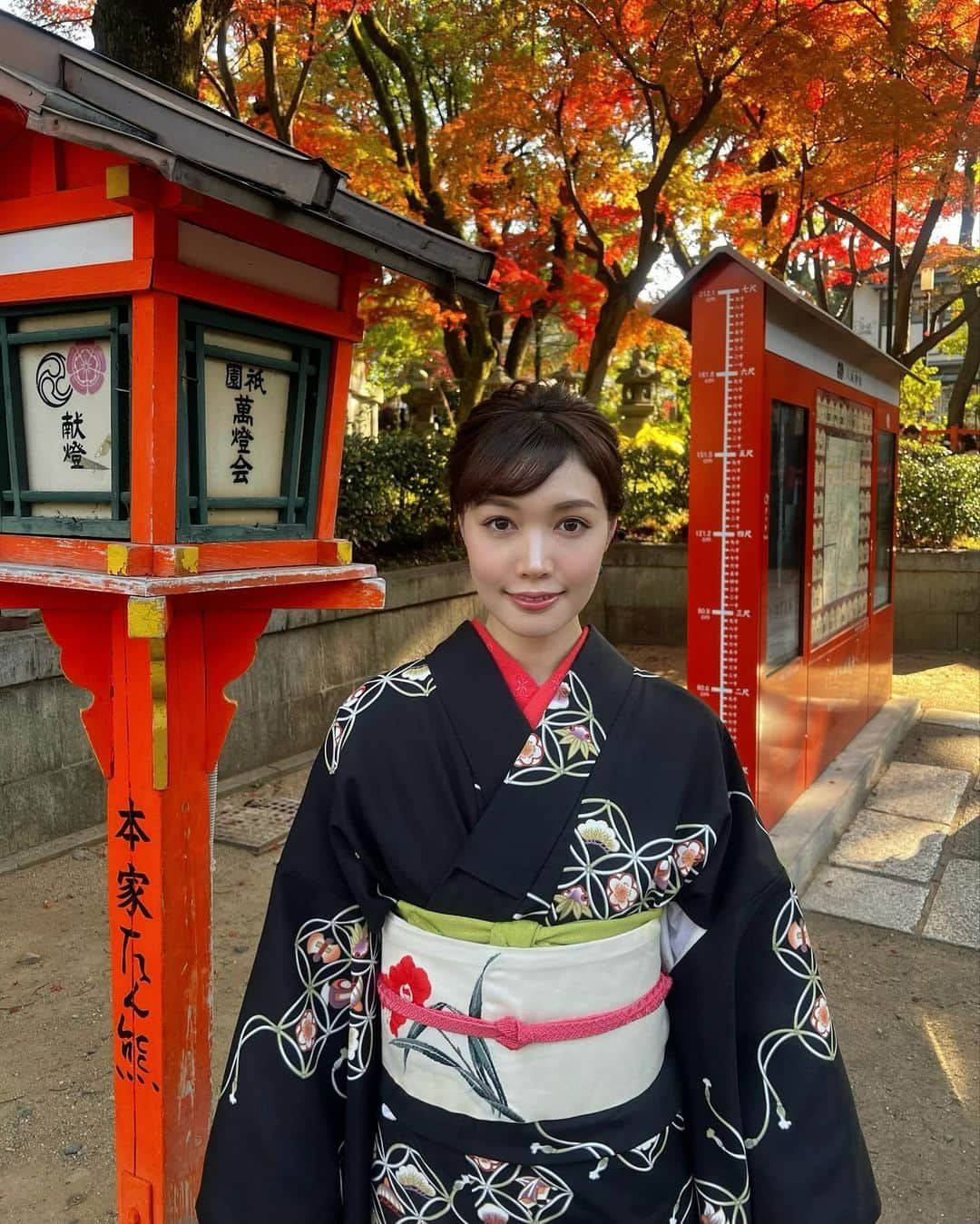 ののさんのインスタグラム写真 - (ののInstagram)「今年は紅葉の見頃が少し遅かったね🍁  🍁  #京都#京都観光#京都旅行#京都紅葉#京都旅#京都散策#京都着物レンタル#着物#着物ヘア#着物女子#和服#和服ヘア#和服女子#着物モデル#和服モデル#和装#和装ヘア#紅葉#祇園#河原町#八坂神社#八坂#円山公園  #kyoto#kyotojapan#kyototrip#wahuku#kimono#yasakashrine」12月15日 17時48分 - nonoko0309