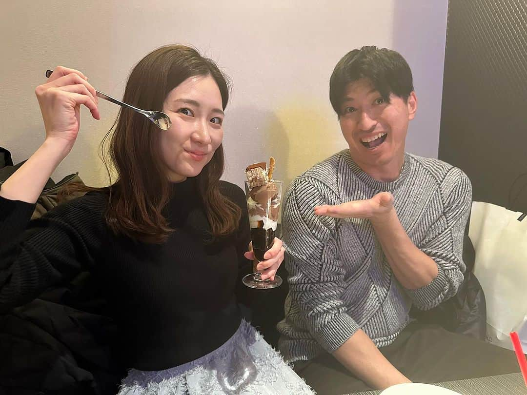 新垣勇人さんのインスタグラム写真 - (新垣勇人Instagram)「HBCアナウンサーの世永聖奈さんがkakiversaryへご来店✨ いつも通り元気いっぱいでした♪  #世永聖奈 #kakiversary #カキバーサリー #チョコレート達の同窓会」12月15日 17時55分 - hayato.arakaki28