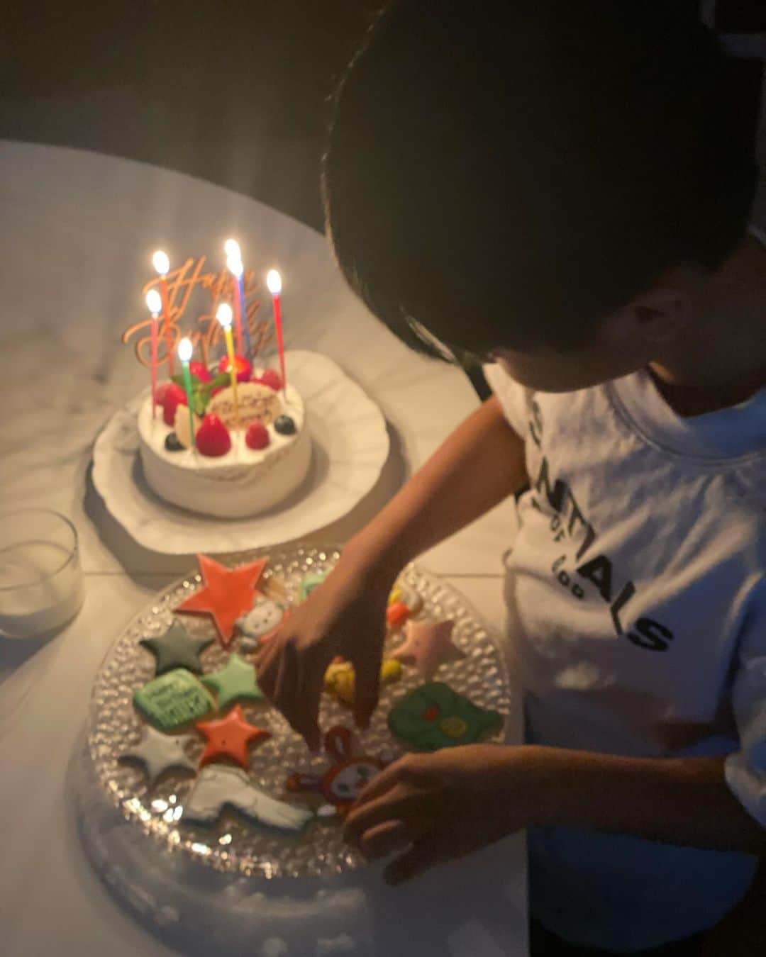 奥田順子さんのインスタグラム写真 - (奥田順子Instagram)「7歳お誕生日🎂  @shoko.akazawa に作ってもらったクッキー！！ リクエスト通りに仕上げてもらって🙏🙏🙏  1年に1度の楽しみ🤭来年のキャラはなんだろ。  アップするタイミング逃して時差投稿🤩🤩  #７歳お誕生日#７歳#７歳バースデー#マイクラアイシングクッキー #マイゼンシスターズ #アイシングクッキー」12月15日 17時57分 - okuda_junko