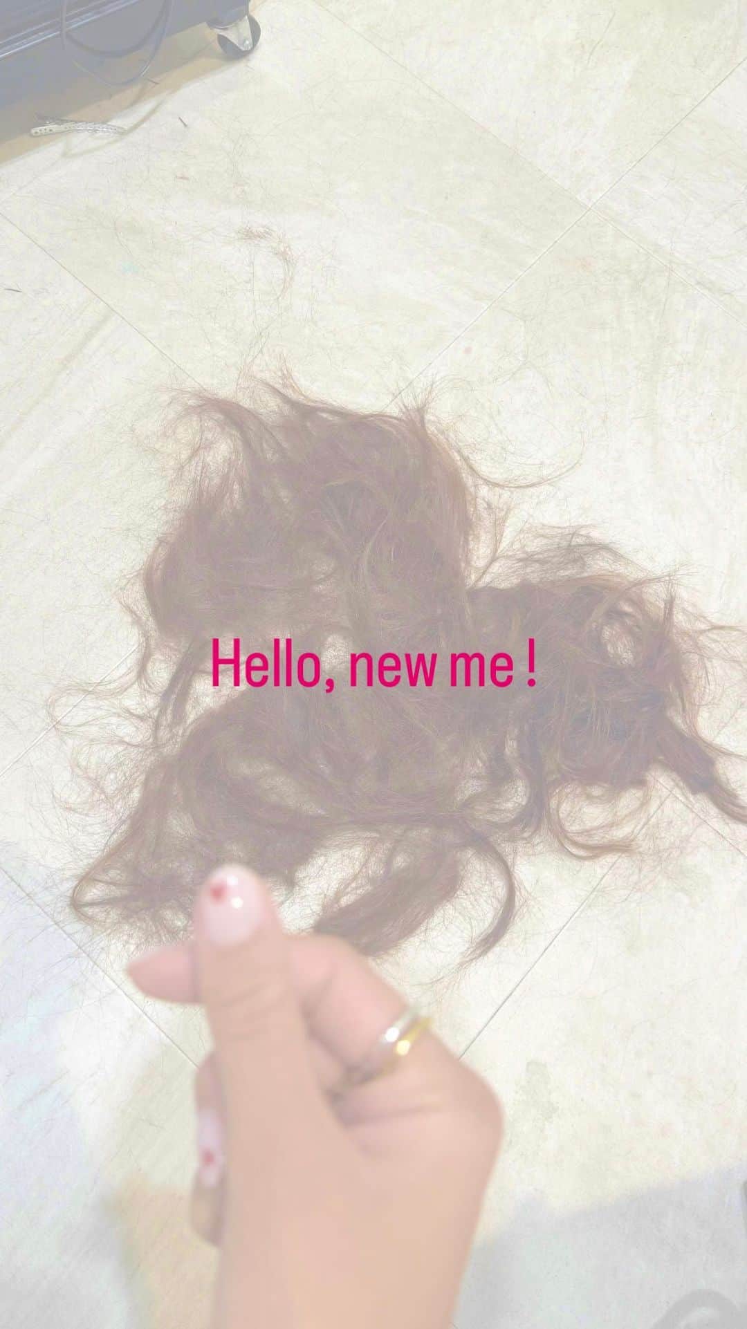 木佐貫まやのインスタグラム：「Hi, new me!🎀 by @sagae_hair」