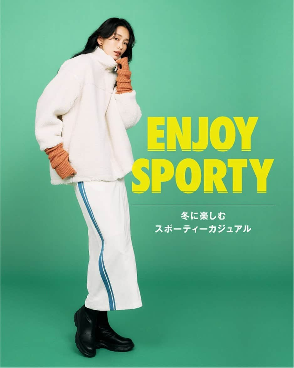 レプシィムさんのインスタグラム写真 - (レプシィムInstagram)「. 【ENJOY SPORTY】 今年のトレンド、“スポーティカジュアル”はまだまだ人気継続中！ 旬なムードを今すぐ楽しめる一押しのTops&Outerをおすすめコーデとともにご紹介します。  プロフィールURLから アイテムをcheckしていただけます ▶︎ @lepsim_official   #LEPSIM #レプシィム #コーデ #ママコーデ #今日のコーデ #大人コーデ #シンプルコーデ #大人カジュアル #ママファッション #きれいめカジュアル #カジュアルコーデ #カジュアル #シンプルコーデ #シンプル #おでかけコーデ #スカートコーデ #冬コーデ #冬服 #冬服コーデ #ニット #ニットコーデ #アウター #アウターコーデ #スカートコーデ #スカート #ニットコーデ」12月15日 18時15分 - lepsim_official