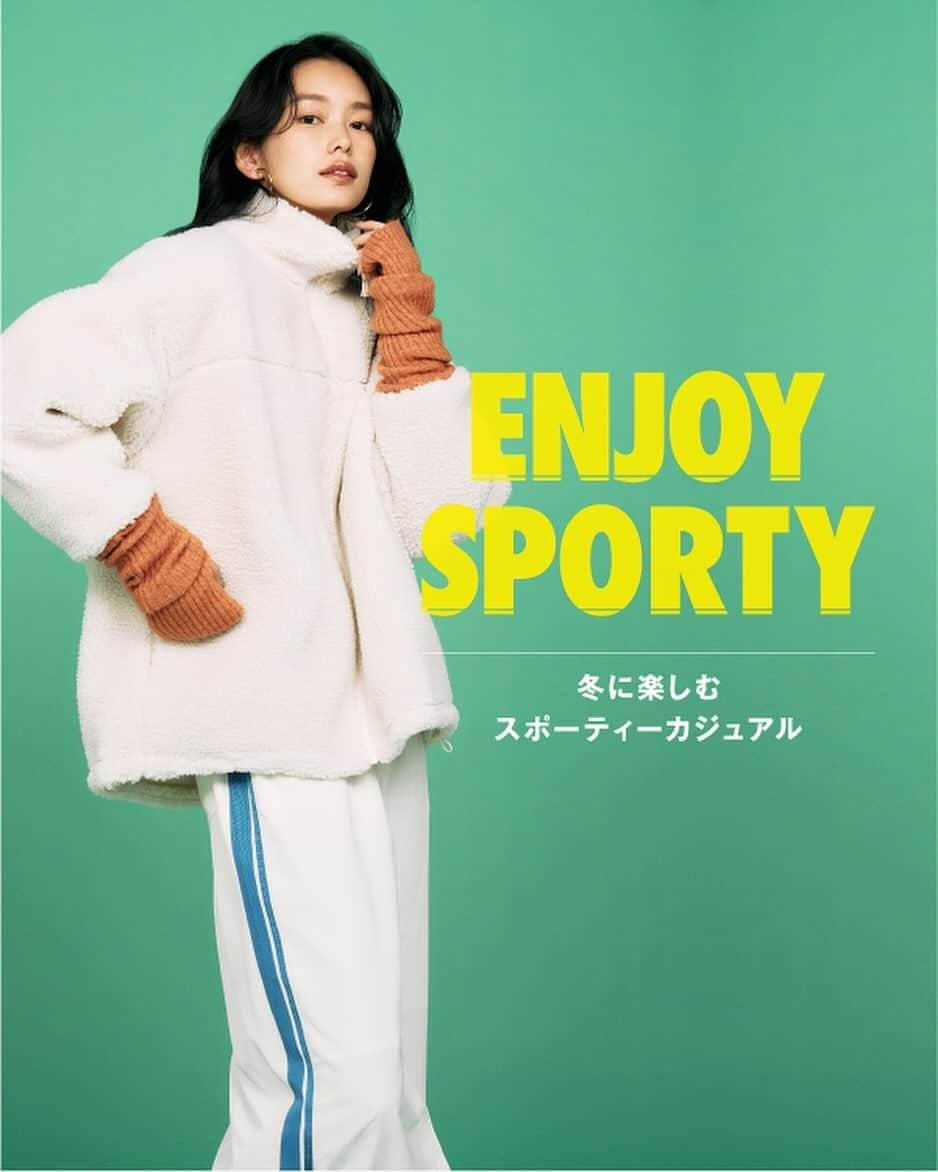 レプシィムさんのインスタグラム写真 - (レプシィムInstagram)「. 【ENJOY SPORTY】 今年のトレンド、“スポーティカジュアル”はまだまだ人気継続中！ 旬なムードを今すぐ楽しめる一押しのTops&Outerをおすすめコーデとともにご紹介します。  プロフィールURLから アイテムをcheckしていただけます ▶︎ @lepsim_official   #LEPSIM #レプシィム #コーデ #ママコーデ #今日のコーデ #大人コーデ #シンプルコーデ #大人カジュアル #ママファッション #きれいめカジュアル #カジュアルコーデ #カジュアル #シンプルコーデ #シンプル #おでかけコーデ #スカートコーデ #冬コーデ #冬服 #冬服コーデ #ニット #ニットコーデ #アウター #アウターコーデ #スカートコーデ #スカート #ニットコーデ」12月15日 18時15分 - lepsim_official