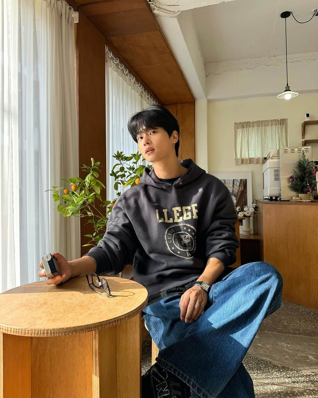 エンさんのインスタグラム写真 - (エンInstagram)「☕️」12月15日 18時41分 - achahakyeon