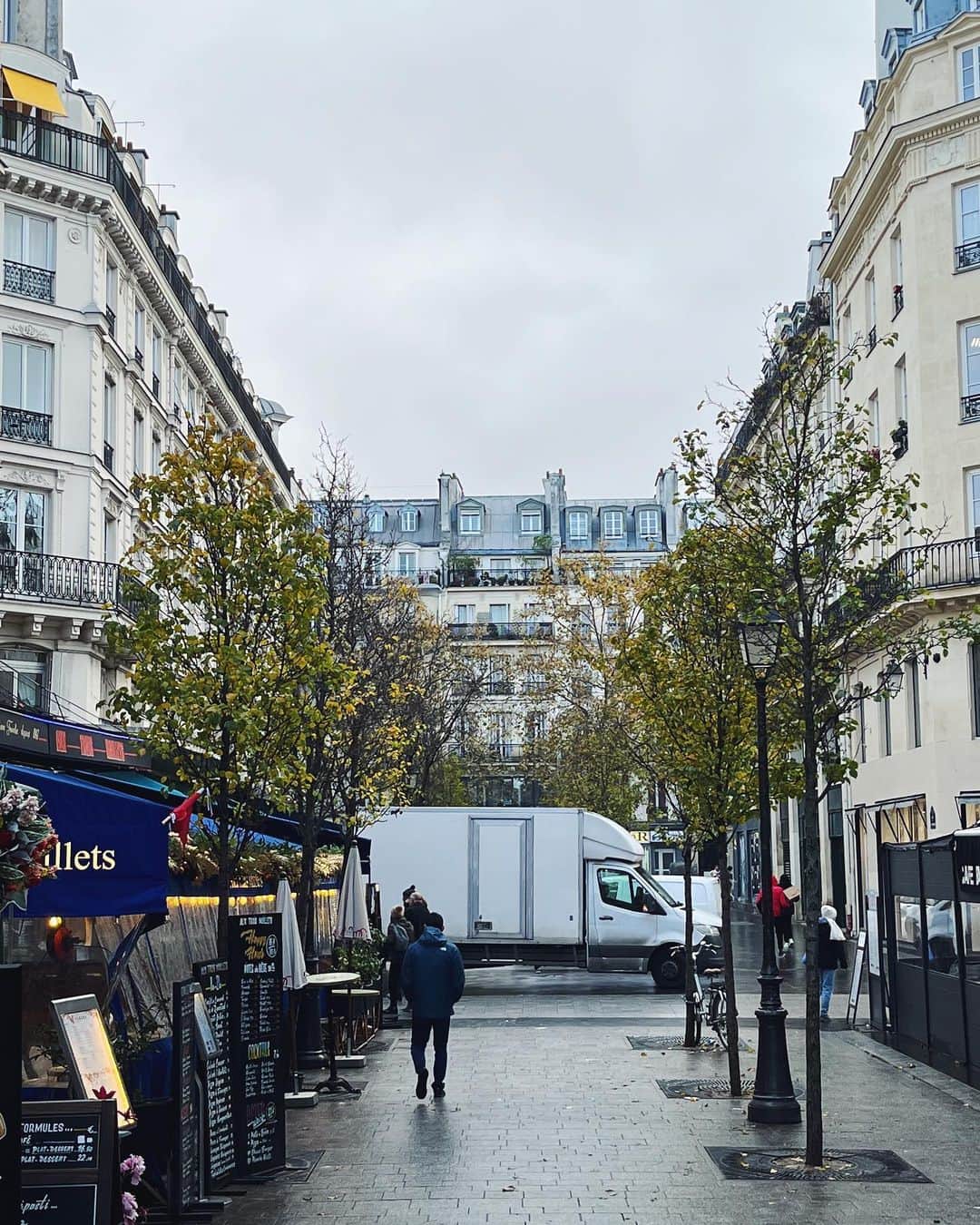 大須賀崇さんのインスタグラム写真 - (大須賀崇Instagram)「Holiday mood in Paris🇫🇷  撮影でパリへ行ってきました。 今年は2回も来ることが出来て、ブッキングして下さったクライアントの皆様には感謝です🌕  #paris #shooting」12月16日 18時00分 - taxin
