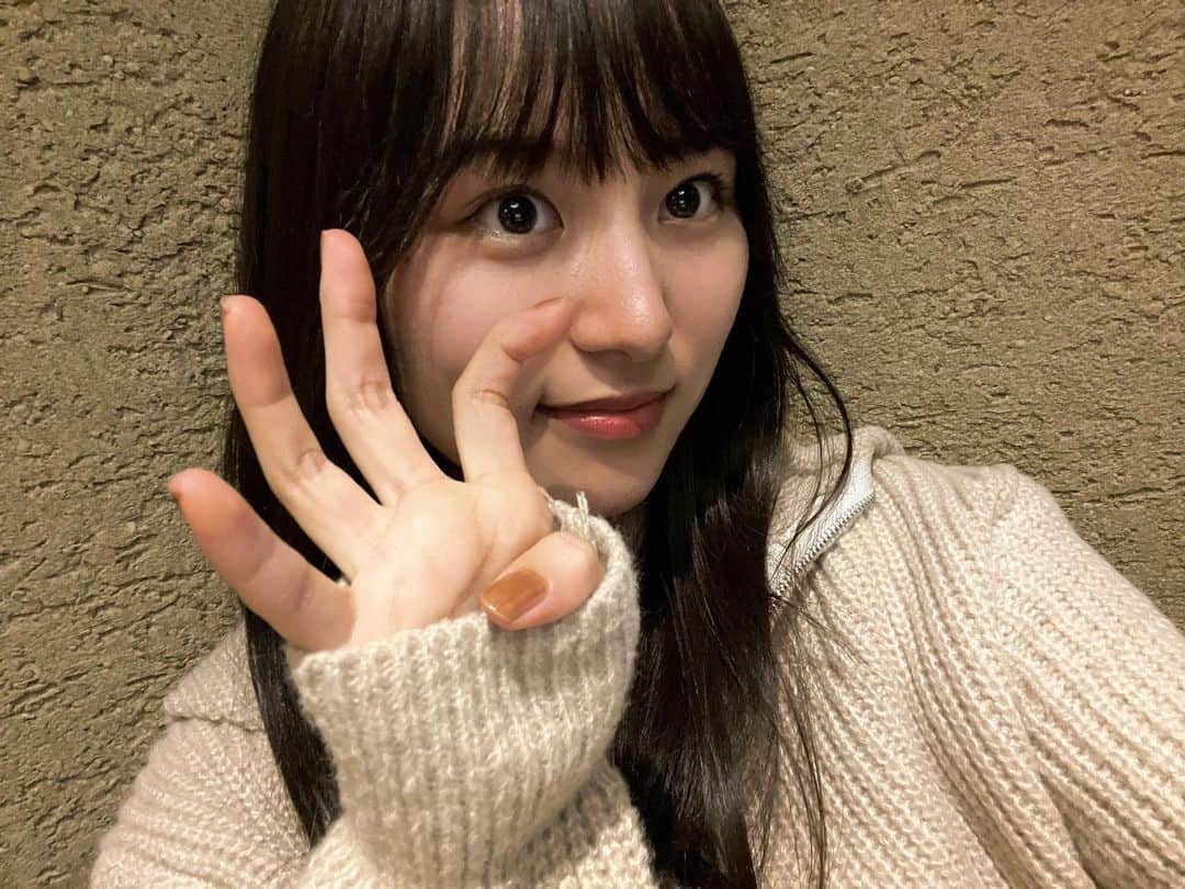 杉岡泉美のインスタグラム：「24歳になりました。24歳も頑張ります！宜しくお願い致します🙇🏻‍♀️」