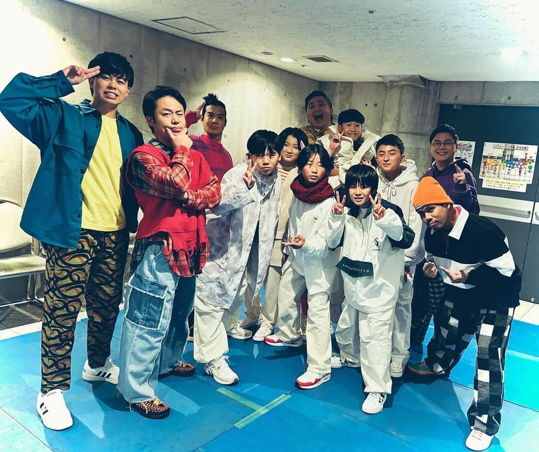 ちょんまげ小僧さんのインスタグラム写真 - (ちょんまげ小僧Instagram)「めちゃくちゃ楽しかったです！！ありがとうございました！！ @silk.0819.protein @ndaho.fischers @fischers_zakao @masai_fischers @motoki_fischers_ @m2dama0225 @com.yamato @com.yuta @com.hyuga @com.amugiri @com.yuma @imase11_9 @lazy_doba @t_kashi_dayo @tttigrisx @tmyndayo @peroai @sushi_riku @the_vambi @matsudakenonitijyou」12月15日 19時04分 - tyonmagekozou