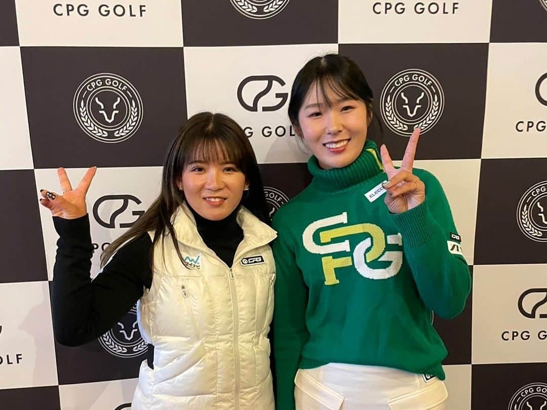 吉本ひかるさんのインスタグラム写真 - (吉本ひかるInstagram)「CPG GOLF CUP 天気が悪くて9ホールになりましたが、 とても楽しい1日になりました‼︎🫶 ご一緒だった皆様、 参加された皆様、 ありがとうございました🙏❤️ そして、 スタッフの皆様ありがとうございました‼︎ また来年も楽しみにしています🫶  @cpggolf_official」12月15日 19時25分 - hikaru_yoshimoto_