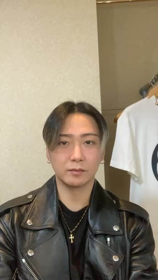 大野雄大のインスタグラム：「マッスル大漁飯前配信」