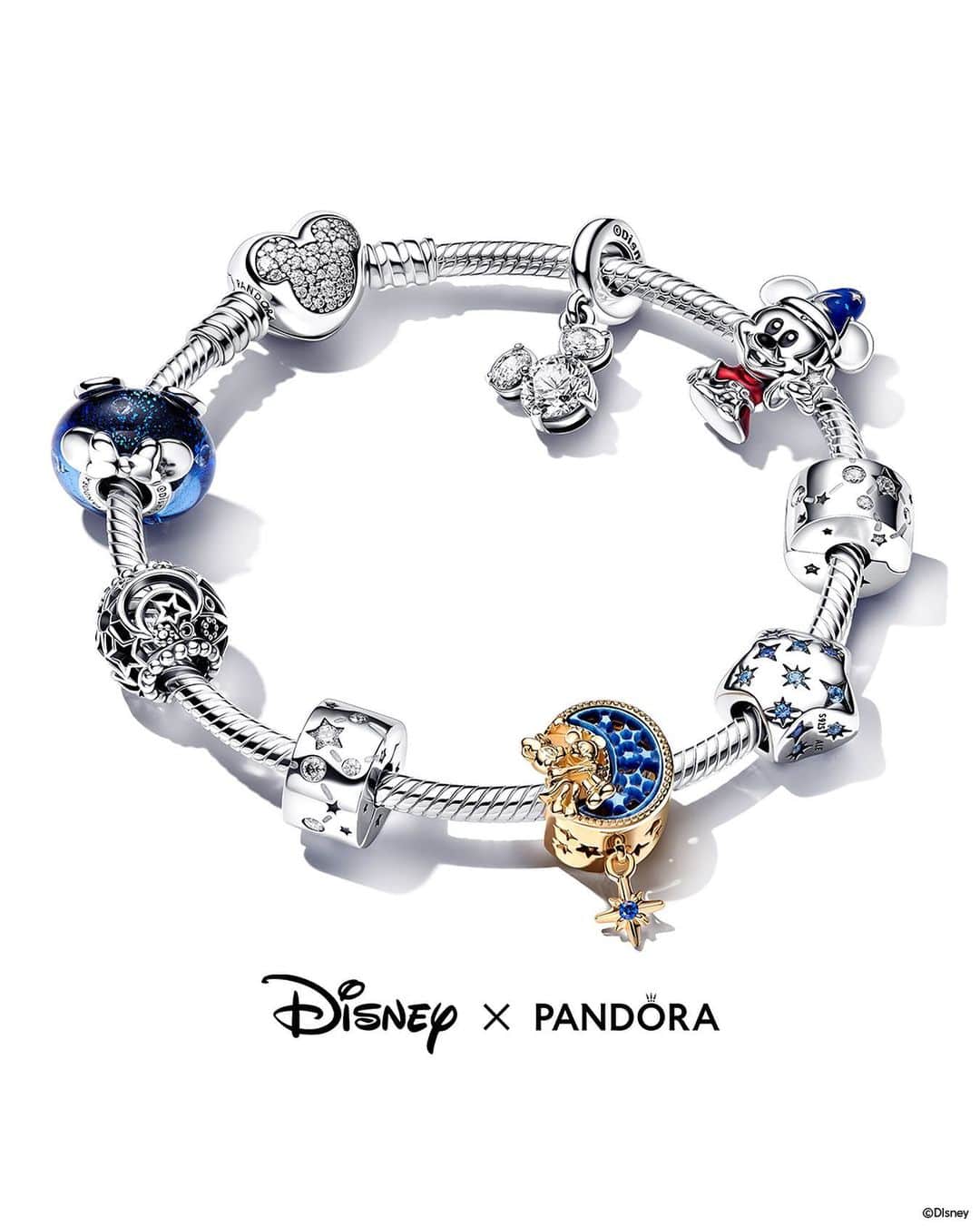 PANDORAのインスタグラム：「Who else has stars in their eyes over these new Mickey and Minnie charms? 🤩 #DisneyxPandora #PandoraCharm #PandoraBracelet」