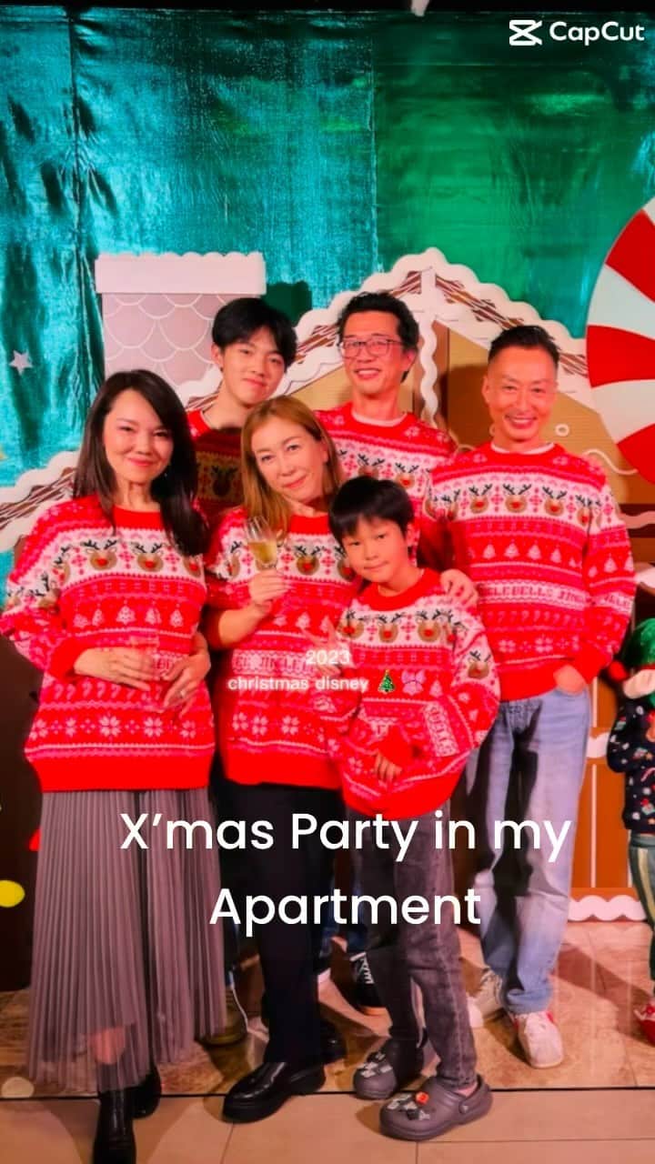 山崎義幸のインスタグラム：「毎年恒例のマンション主催のクリスマスパーティー🎉 ハービーファミリーがオーストラリアからアグリーセーター買って来てくれた🥰 天馬が間に合わなかったのが残念😢」