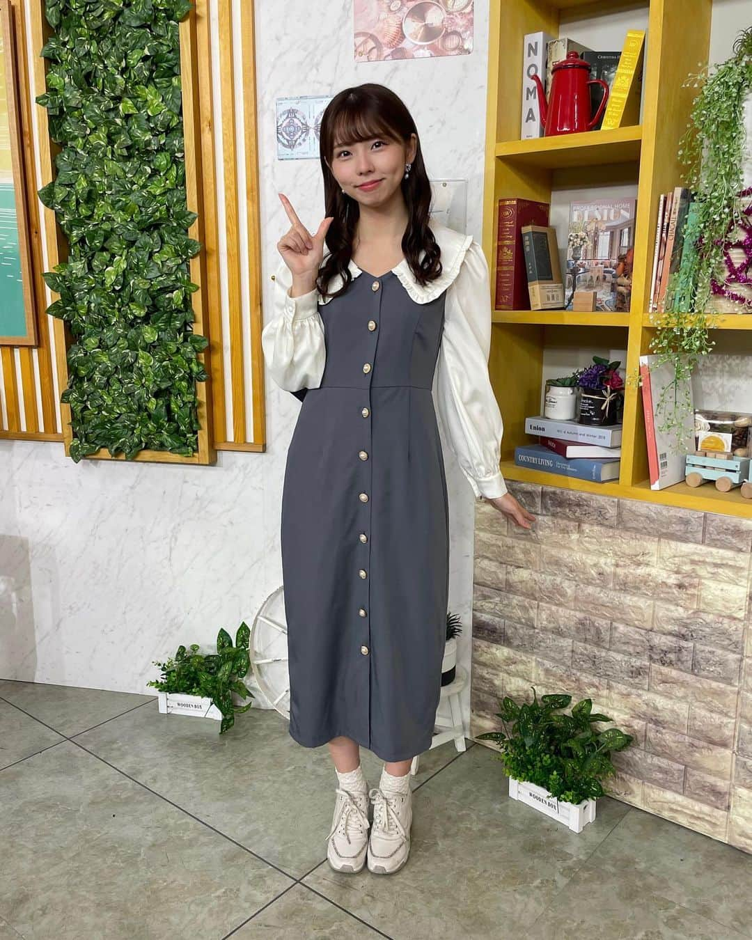 篠原望さんのインスタグラム写真 - (篠原望Instagram)「. 👗☀️ . . モーニングこんぱすで着ていたお洋服の一部を‪🪽 今期のだけではないですがタグ付けしました🏷𓈒𓏸︎︎︎︎ . . 全部見たいよって思ってくれた方は 番組TikTokをチェックしてみてね∩^ω^∩ . ここに載っているの以外でも どこのとか気になるのあれば聞いてくださいな🫶🏻 . . #コーディネート #コーデ #秋コーデ #冬コーデ #プチプラ  #プチプラコーデ #きれいめコーデ #きれいめファッション #大人カジュアル #ウェーブ巻き #巻き髪 #outfitoftheday #outfit #ootd #fashion #instafashion #mischmasch #toccocloset #tinajojun #senseofplace #31sonsdemode #noela #mercuryduo #lilybrown #jillbyjillstuart #きょうの服装どうなるのん」12月15日 22時53分 - nozomi_920