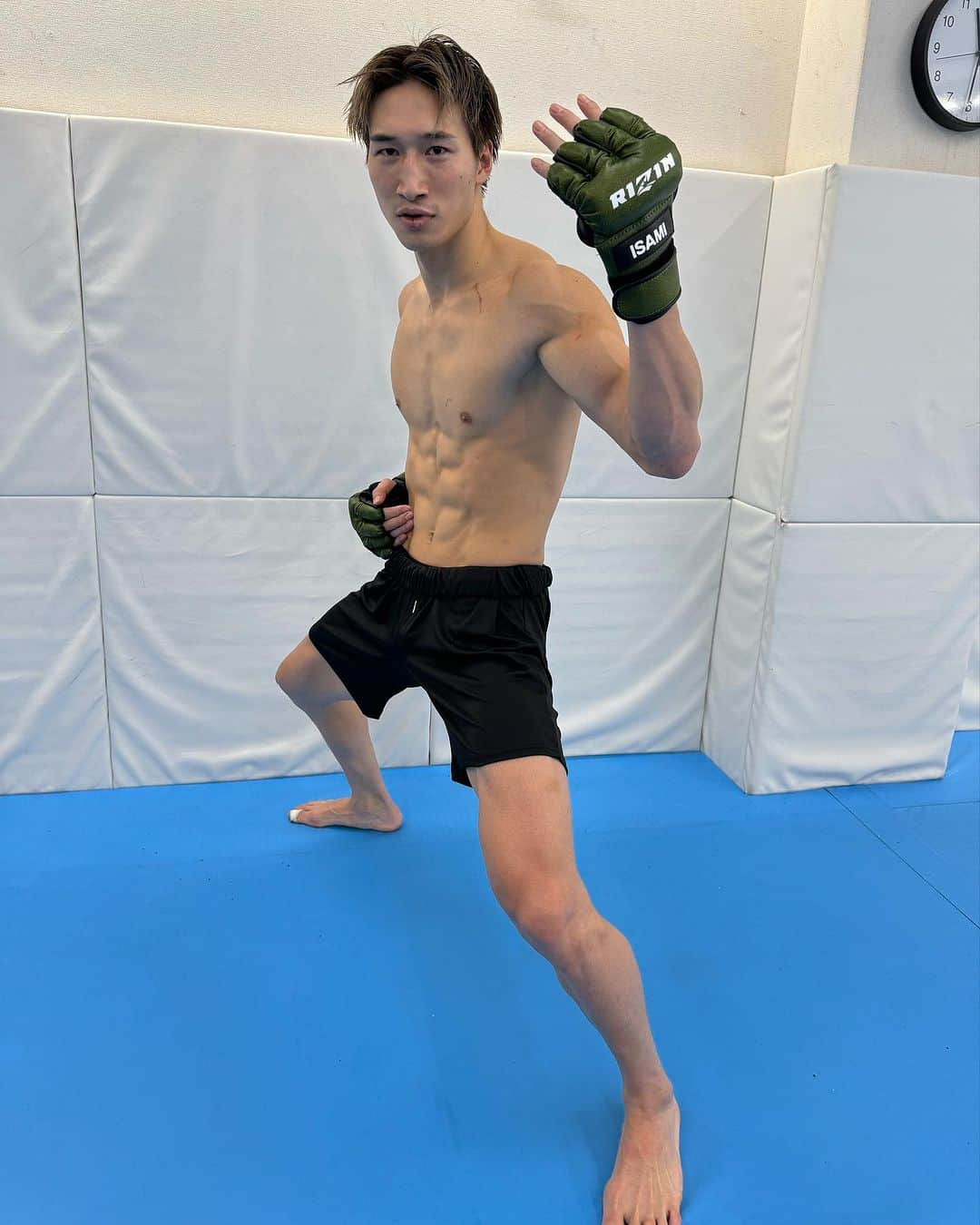 安保瑠輝也さんのインスタグラム写真 - (安保瑠輝也Instagram)「MMA5日目終了 確信した。大晦日俺が勝ちます」12月15日 23時48分 - anporukiya