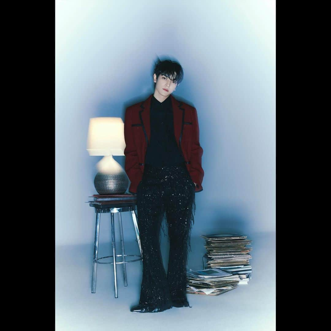 NCT 127さんのインスタグラム写真 - (NCT 127Instagram)「White Lie #TAEYONG   【Be There For Me - Winter Special Single】 🎧🎬2023.12.22 6PM (KST) 💿2023.12.27 (KST)  Pre-order&save NCT127.lnk.to/BeThereForMe  #NCT127 #BeThereForMe #NCT127_BeThereForMe」12月16日 0時02分 - nct127