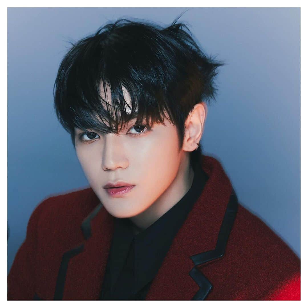 NCT 127のインスタグラム：「White Lie #TAEYONG   【Be There For Me - Winter Special Single】 🎧🎬2023.12.22 6PM (KST) 💿2023.12.27 (KST)  Pre-order&save NCT127.lnk.to/BeThereForMe  #NCT127 #BeThereForMe #NCT127_BeThereForMe」