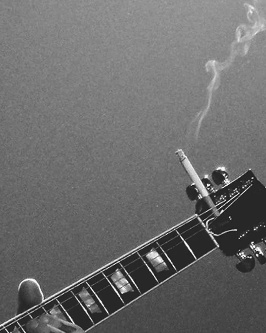 Pleun Bierboomsのインスタグラム：「New music coming very soon 👀」