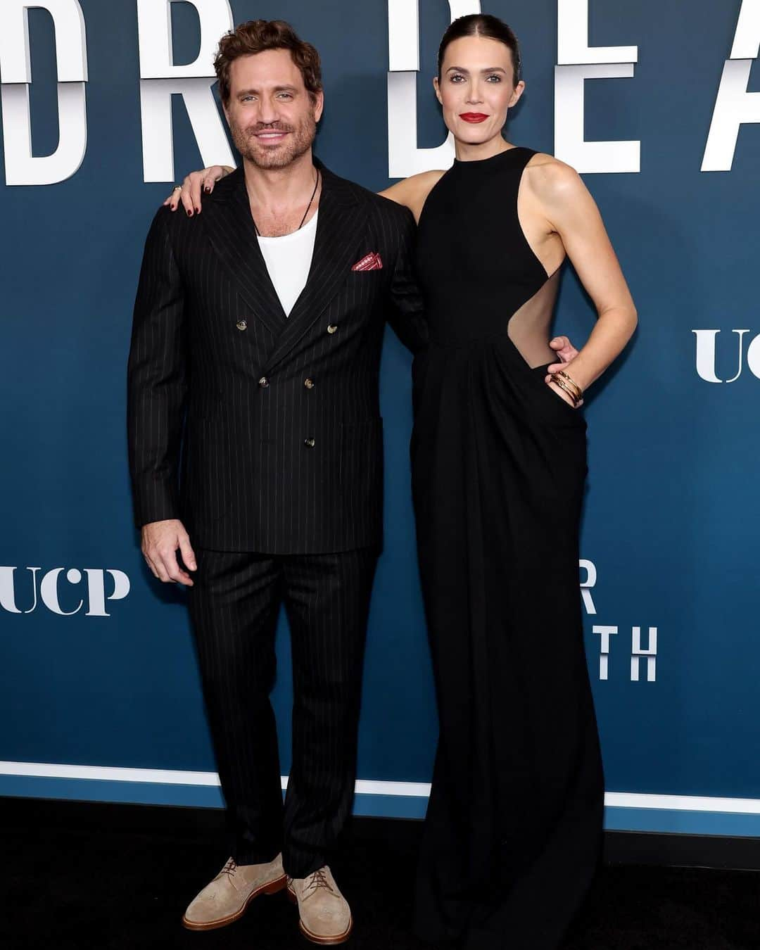 Just Jaredのインスタグラム：「Mandy Moore & Edgar Ramirez hit the red carpet at the season two premiere of “Dr. Death,” which will be available for streaming on Peacock starting on December 21. #MandyMoore #EdgarRamirez Photos: Getty」