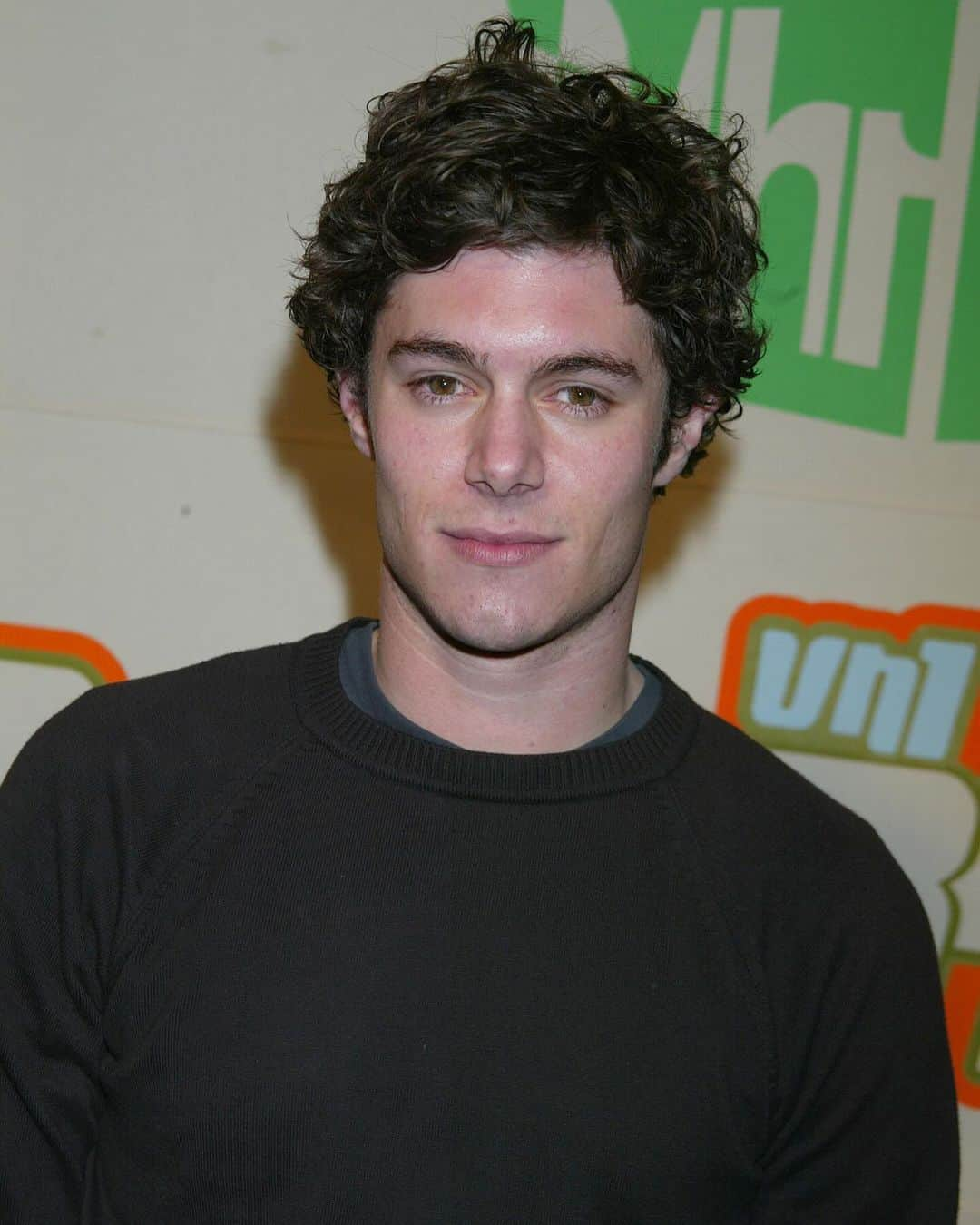 Blonde Saladのインスタグラム：「Friday Nostalgia: Happy Birthday Adam Brody aka our beloved TV series nerd crush Seth Cohen from the acclaimed show “The O.C.” 🎂 In celebration, let’s take a look at some highlights of his career, capturing moments leading up to his romantic journey with the “Gossip Girl” queen, Leighton Meester. The series crossover we all love 💖  Images by Getty Images   #AdamBrody #TheOC #LeightonMeester #TvSerie #Series #00s #TheBlondeSalad」