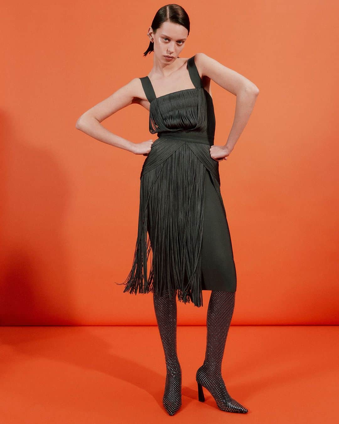 エルベ レジェのインスタグラム：「PRE-FALL 2024 | Look 11  #herveleger」