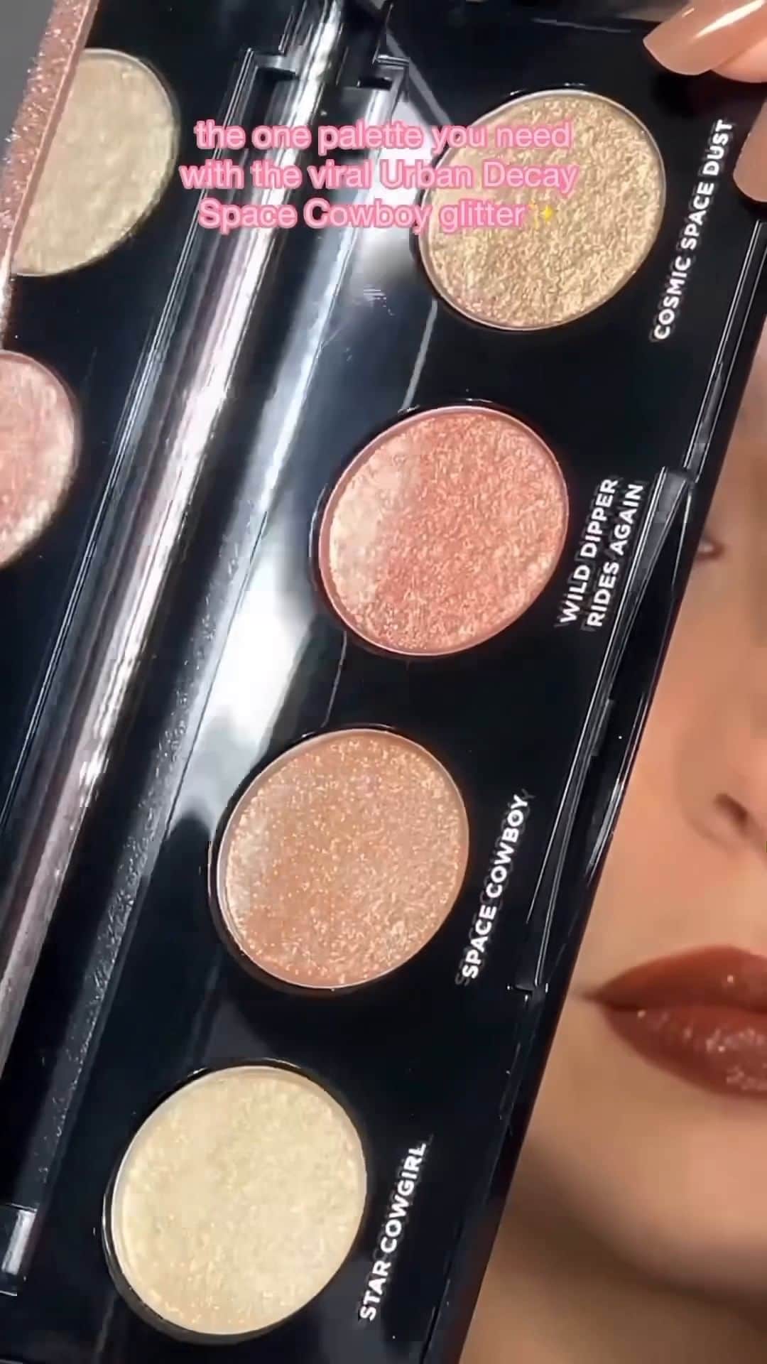 Urban Decay Cosmeticsのインスタグラム：「Sparkles everywhere and everyday ✨ @eileenamirian  Comment if the #UDMoondust palette is on your holiday wishlist ⬇️  If you haven't tried it... Shop Moondust now online @ultabeauty   #urbandecay #glitter #moondust #viralmakeup #ulta #ultabeauty」