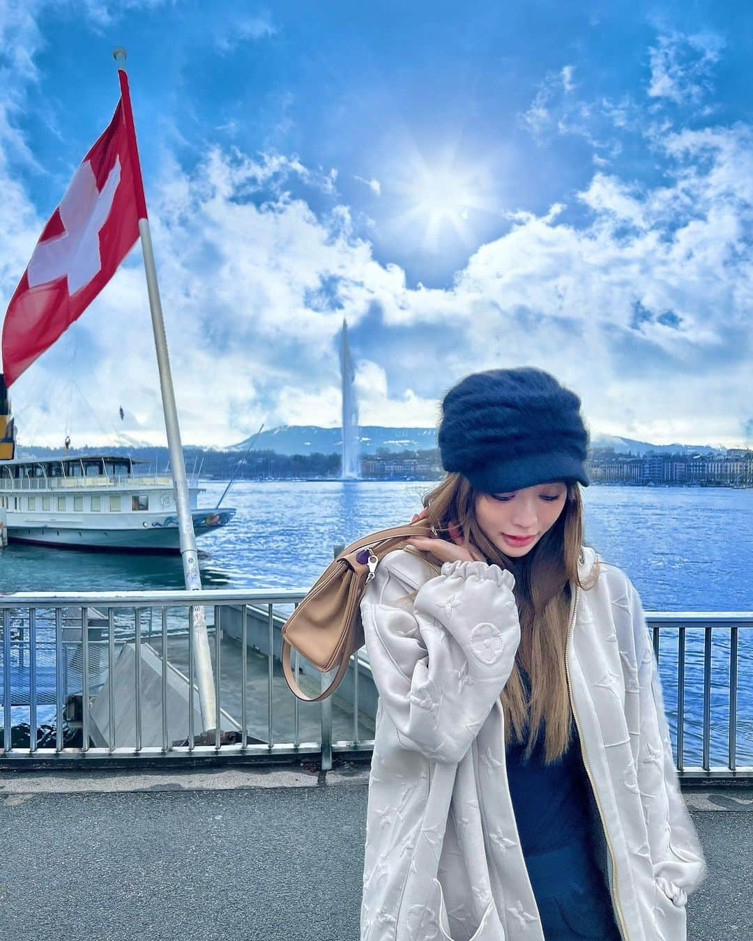 濱野りれさんのインスタグラム写真 - (濱野りれInstagram)「Bye switzerland 🫰❤️ My first time in Switzerland was my last country in 2023. Thank you for the amazing project that cannot be experienced in Japan. I will pour even more love into watches @audemarspiguet   初スイスは2023年最後の旅行でした！ 日本では体験できない素敵な旅行をありがとうございました！夫婦共々APにさらなる愛を注ぎます🙋 みなさまも長々とお付き合いありがとう❤︎  #switzerland #swiss #geneva #genevaswitzerland #audemarspiguet  #スイス #オーデマピゲ #ジュネーブ」12月16日 15時29分 - riregram