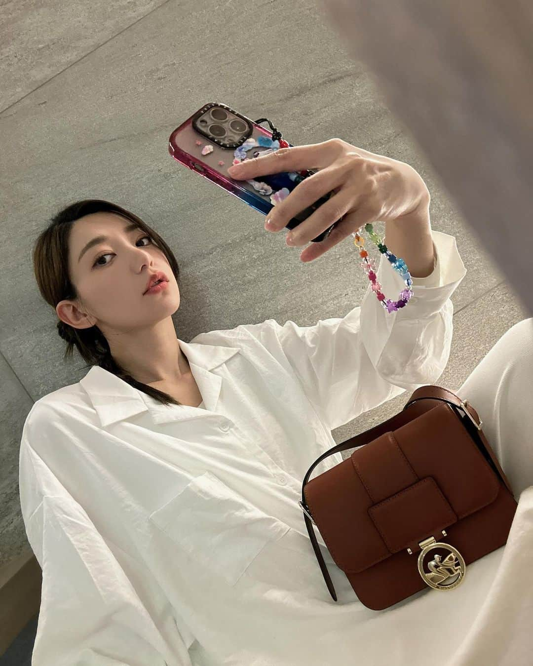 パフ・クオさんのインスタグラム写真 - (パフ・クオInstagram)「🏇✨  @longchamp  #longchampboxtrot」12月16日 15時32分 - aohsuehfu