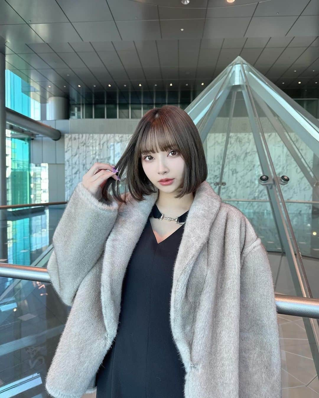 PyunA.(ぴょな)さんのインスタグラム写真 - (PyunA.(ぴょな)Instagram)「AMBIENTの冬服がかわいすぎる🥺❄️  特にブルーのニットワンピは1番気に入ってる♡  モデルもさせていただいたので、 みんなも是非チェックしてみてね♡」12月16日 18時00分 - _000919_