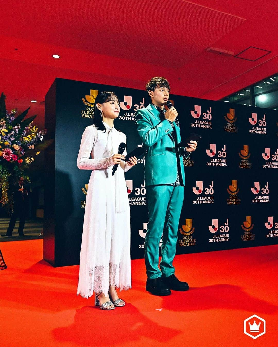 サッカーキングさんのインスタグラム写真 - (サッカーキングInstagram)「. FLASH BACK THE AWARDS!! 年間MVPは大迫勇也＆ベスト11は浦和と神戸が最多タイ4選手…Jリーグアウォーズを10枚の写真で振り返る（2023.12.5）  📷Photo by @shimpeei（SOCCERKING）  #BEYOND挑みつづける #J30 #Jリーグ #JLEAGUE #J撮り #サッカーキング #サッカー #soccer #football #⚽️」12月16日 12時00分 - soccerkingjp