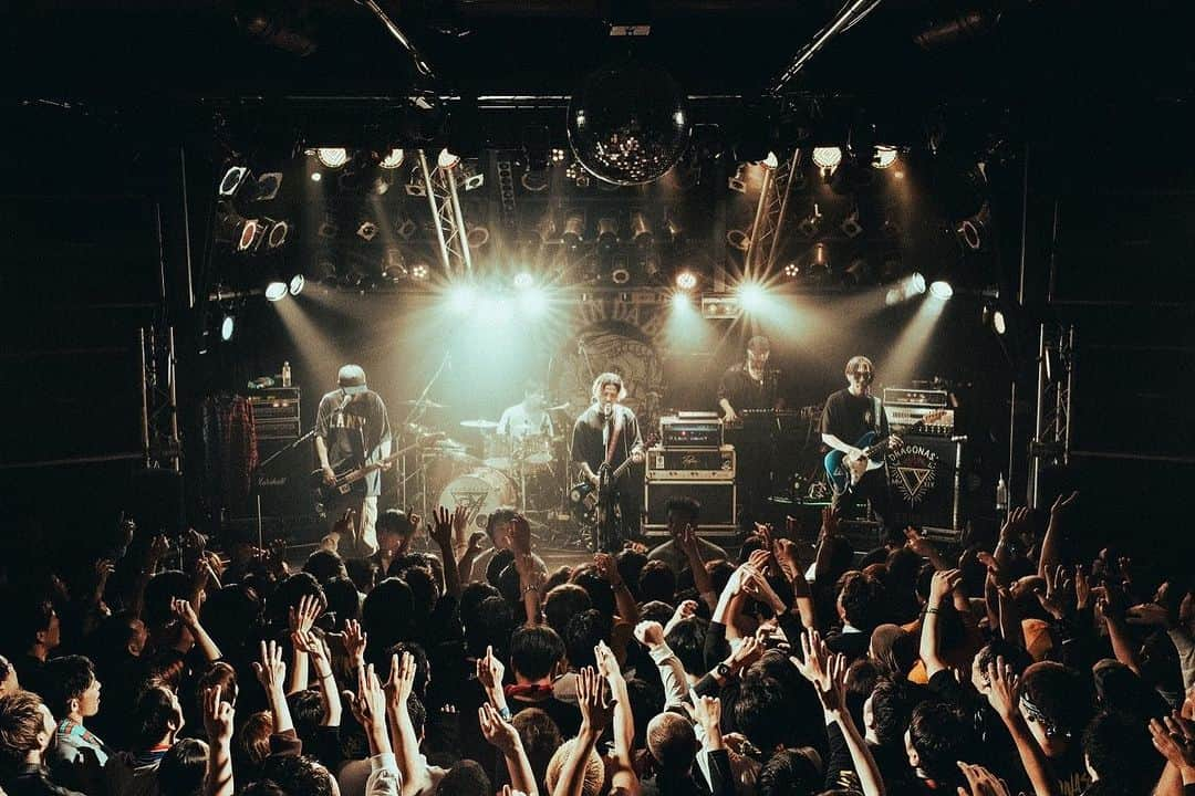 Dragon Ashさんのインスタグラム写真 - (Dragon AshInstagram)「初開催の佐賀GEILS公演 無事終了🔥  DRAGONASH  LIVE HOUSE TOUR  ”VOX in DA BOX”  ツアー開始です⚡️  photo by @nekoze_photo」12月16日 12時46分 - dragonash_official