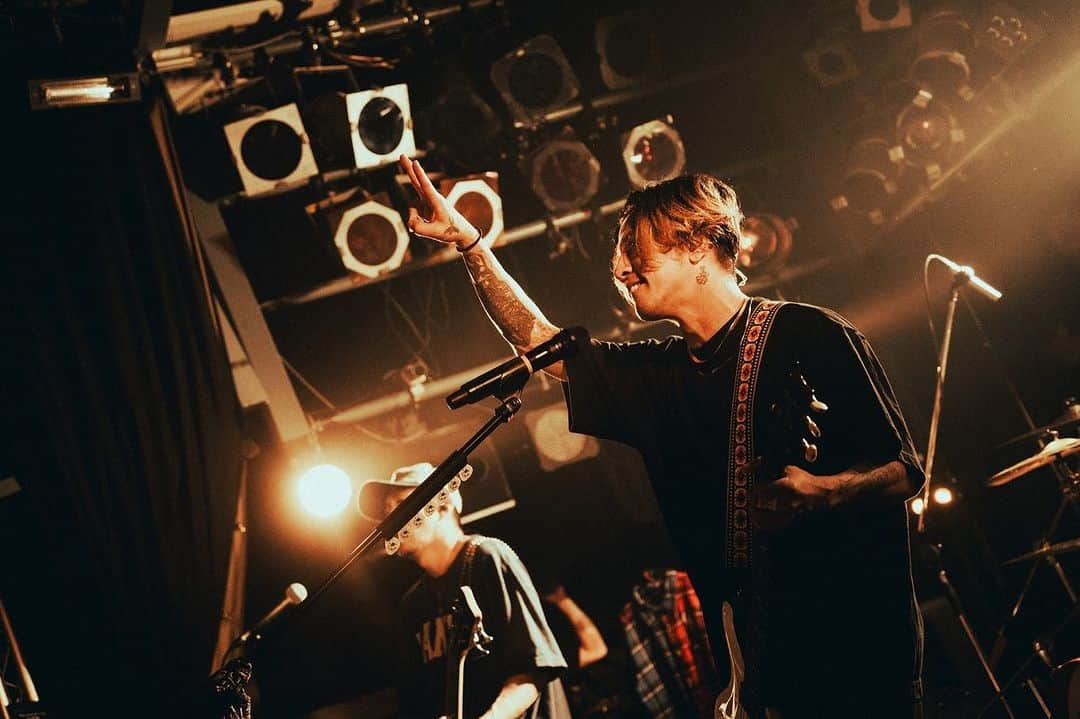 Dragon Ashさんのインスタグラム写真 - (Dragon AshInstagram)「初開催の佐賀GEILS公演 無事終了🔥  DRAGONASH  LIVE HOUSE TOUR  ”VOX in DA BOX”  ツアー開始です⚡️  photo by @nekoze_photo」12月16日 12時46分 - dragonash_official